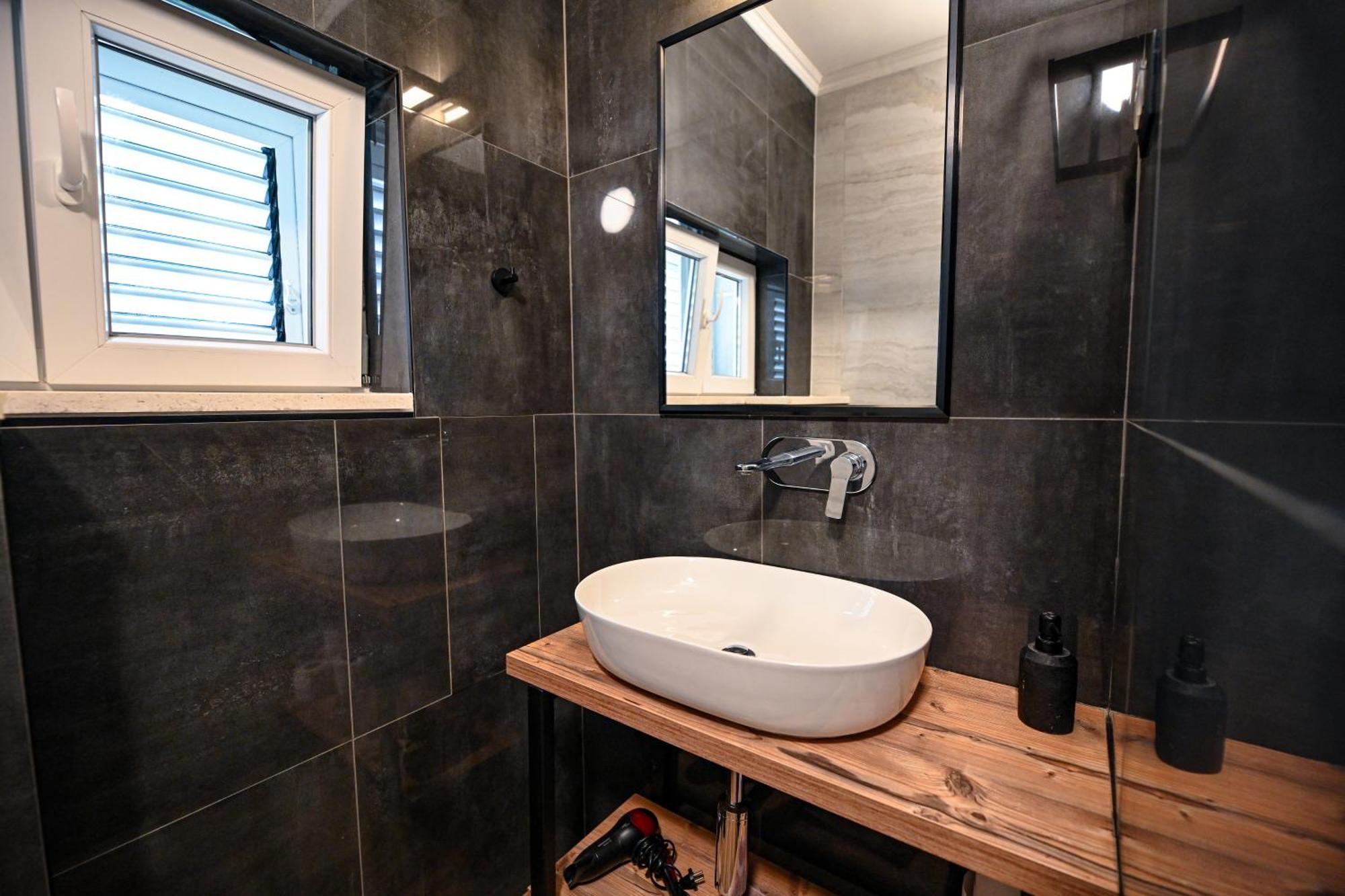 Solemar Luxury Rooms Free Parking Zadar Exterior photo